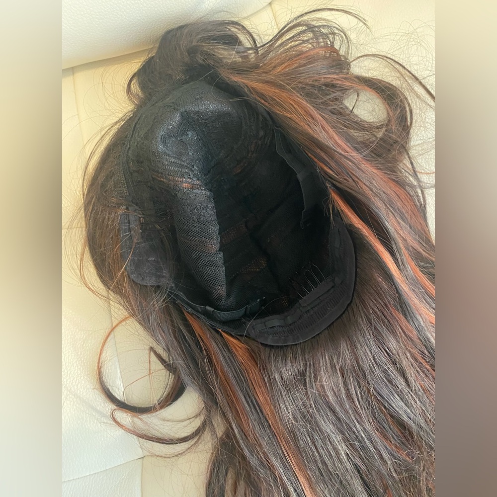 Elegant Chestnut Brown With Copper Highlights Long Layered Wavy Wig - Picture 9 of 9